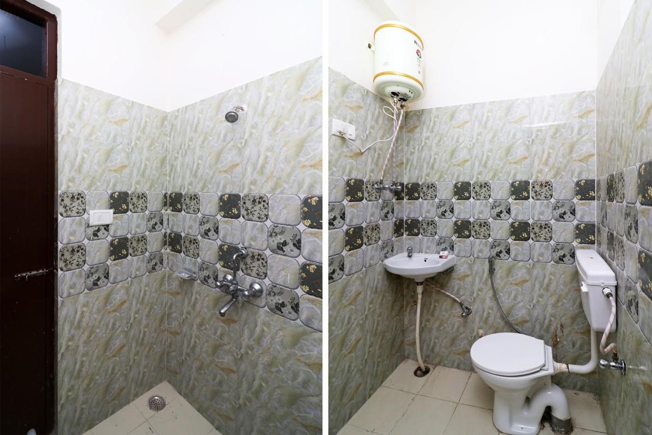 Oyo 24958 Hotel Dayal Belanganj Luaran gambar