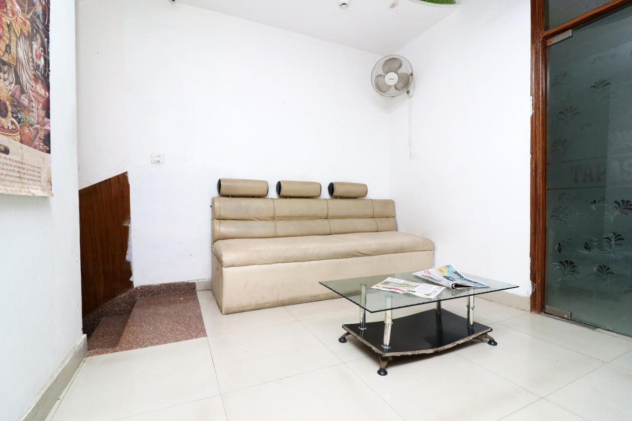 Oyo 24958 Hotel Dayal Belanganj Luaran gambar